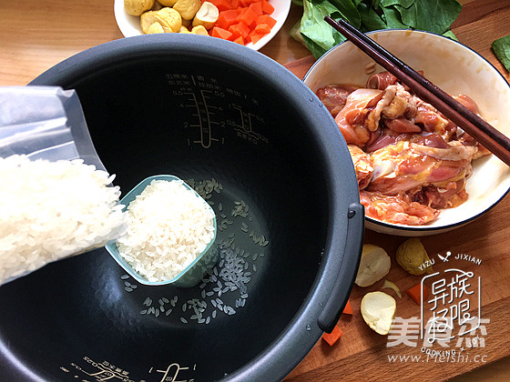 板栗鸡腿饭的做法