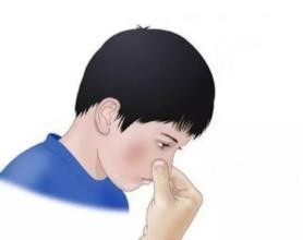 分清鼻炎感冒