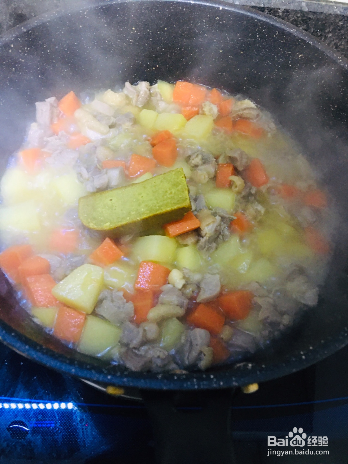 简易版的咖喱鸡肉盖饭的做法