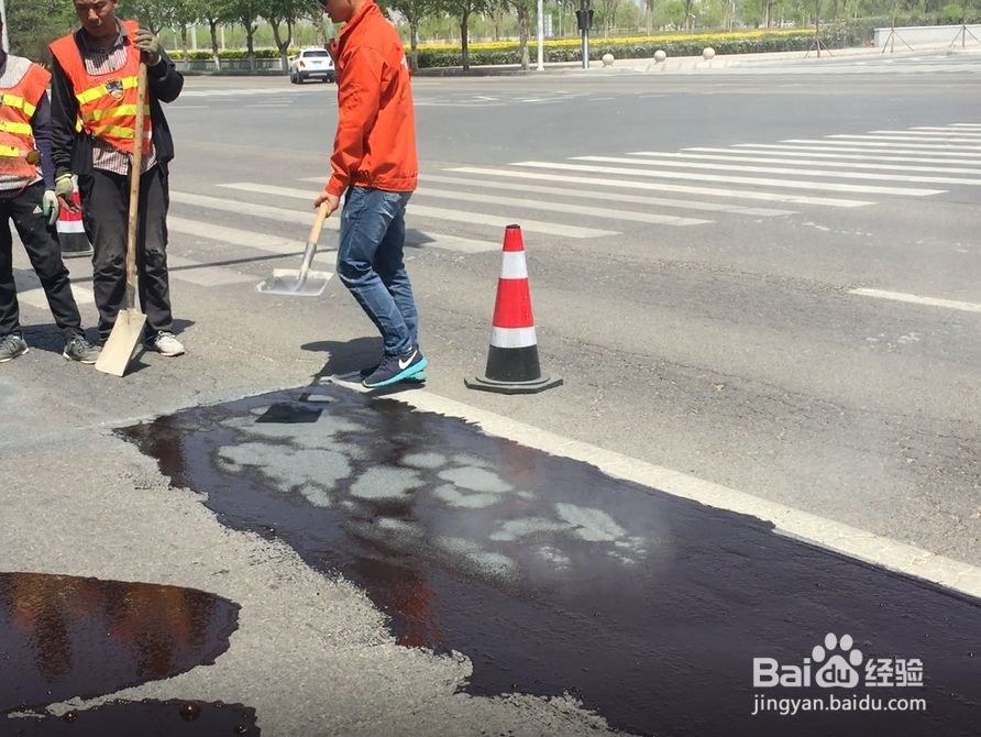 沥青路面龟裂如何修复