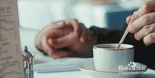 很多人爱泡在咖啡馆里看书和工作的原因