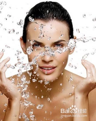 正确洗脸方法,长期坚持有奇效