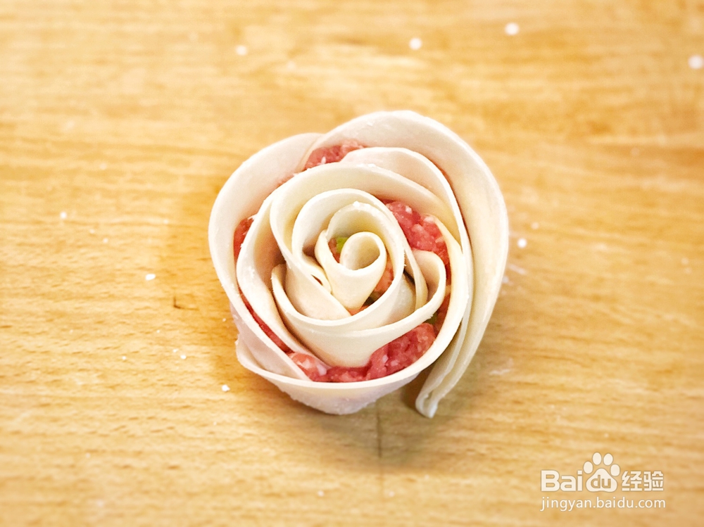 爽脆可口的玫瑰花饺子