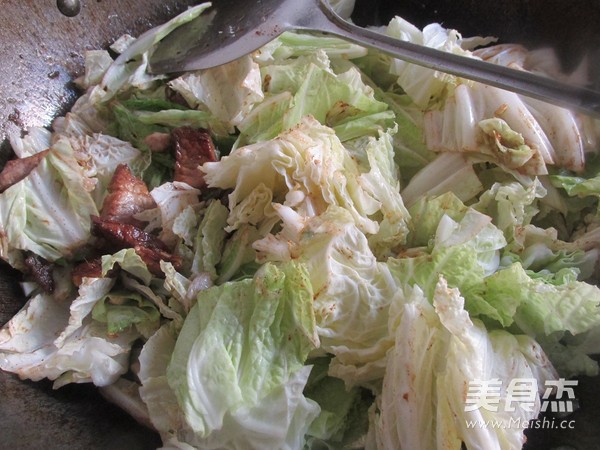 猪肉炖白菜的做法