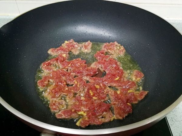 苦瓜炒牛肉#在“家”打造ins风美食#