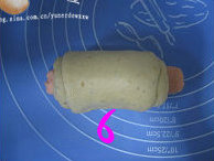 酸奶黑麦香肠面包