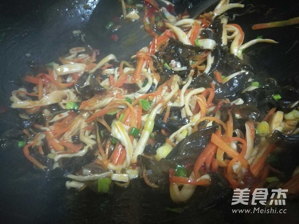 鱼香手撕杏鲍菇