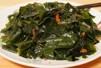 虾酱炒裙带菜的家常做法