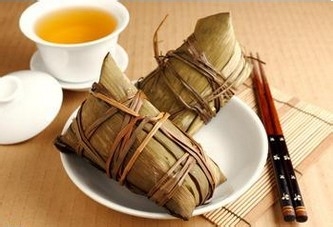 吃粽子要怎样合理搭配