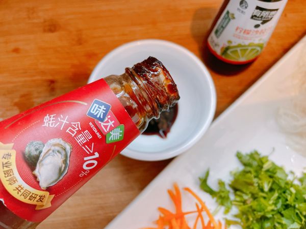 胡萝卜凉拌龙须菜