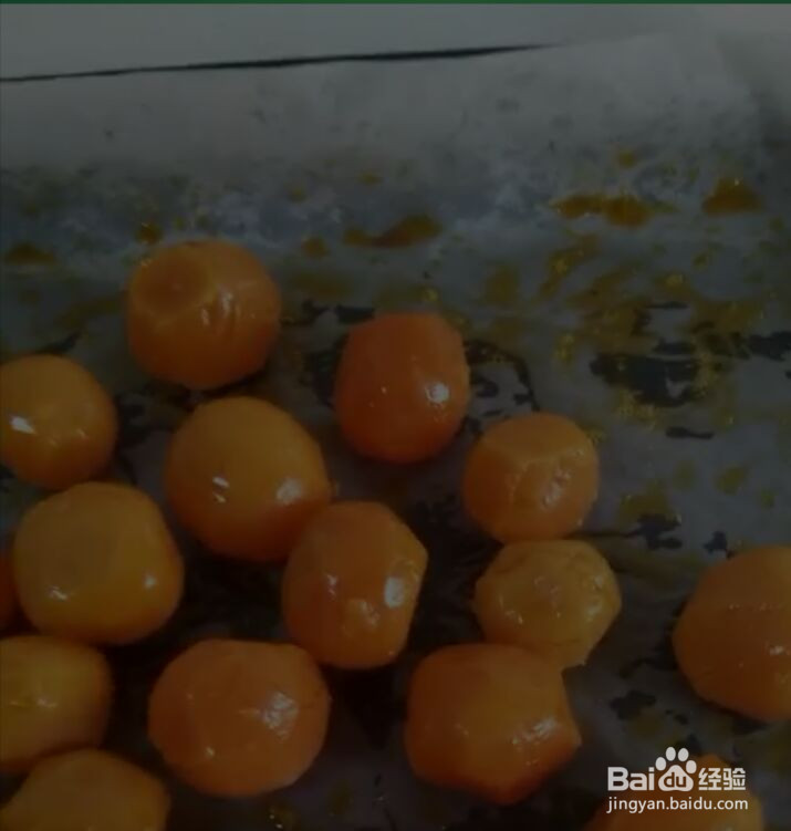 五仁蛋黄馅的做法