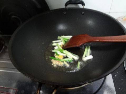 炒海瓜子怎么做，我教你啊