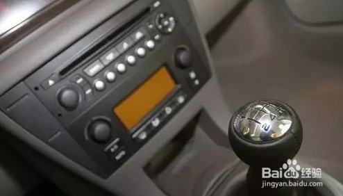 开手动档汽车换档应该注意哪些细节