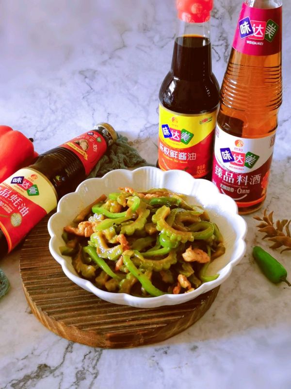 肉片青椒炒苦瓜