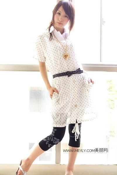 校园女生的搭配打扮