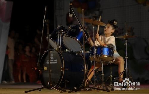 儿童几岁学架子鼓孩子学架子鼓有什么好处
