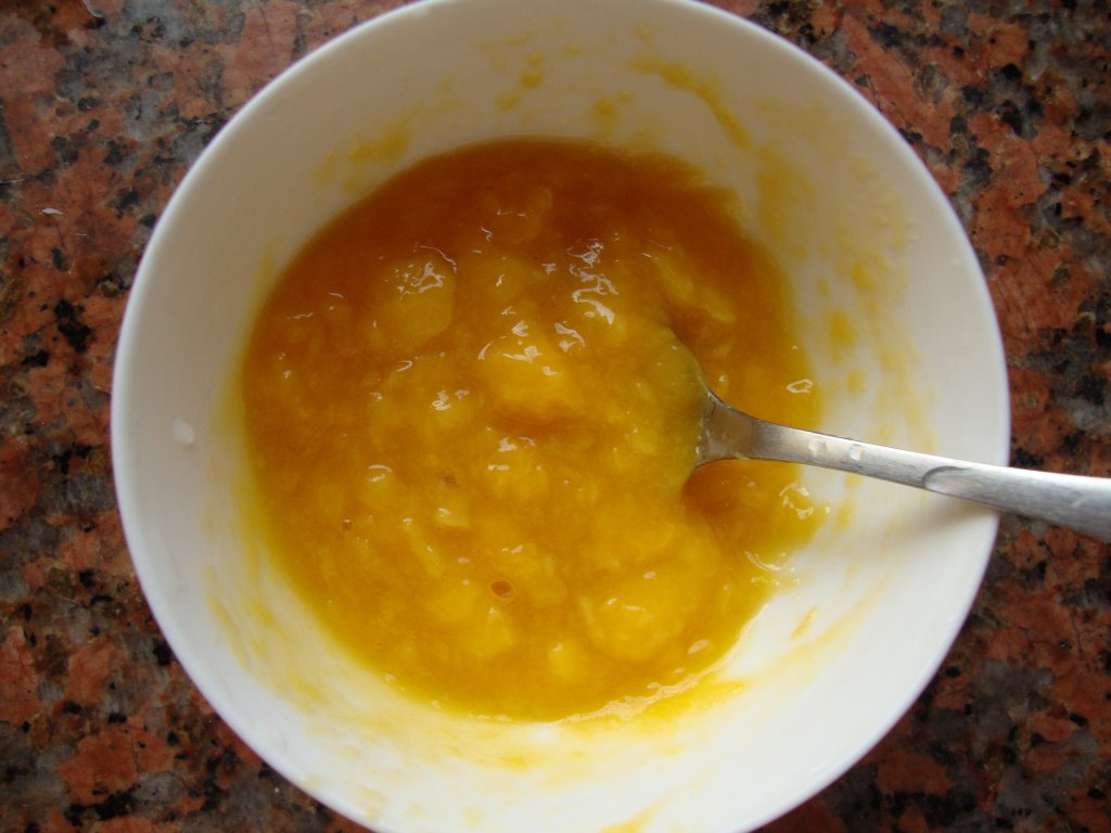 外婆做的芒果戚风蛋糕，吃了还想吃！