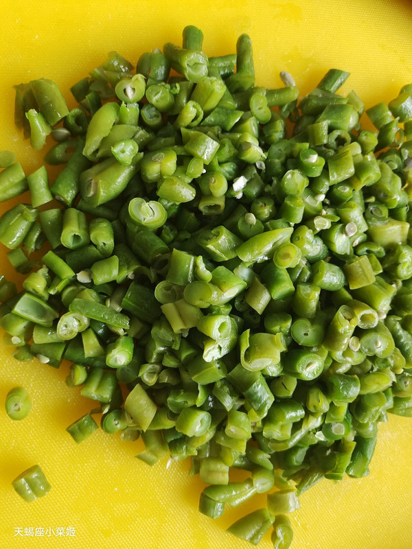 榄菜肉末四季豆