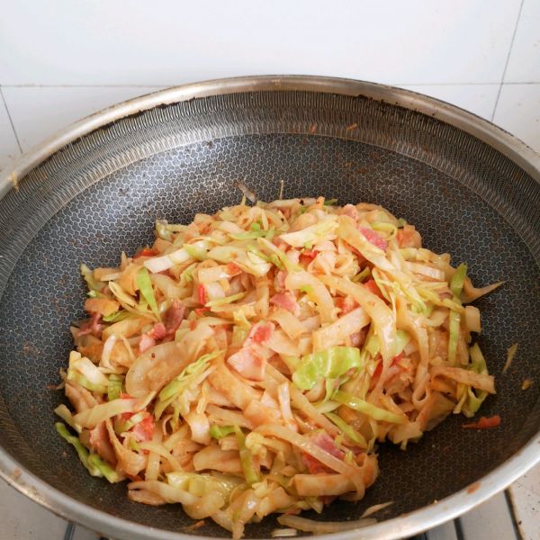 培根番茄洋葱烩饼