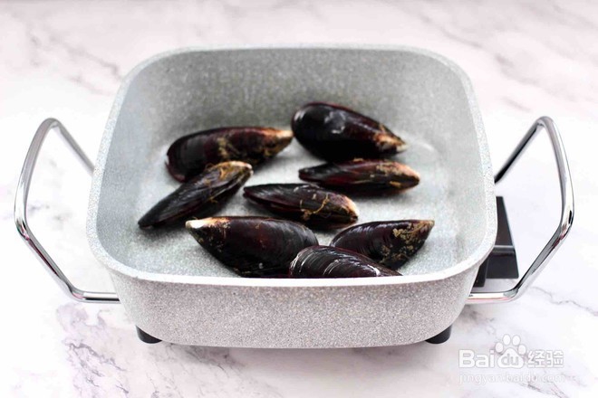 蒜香粉丝双椒青口贝的做法