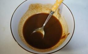 三招五招教你做接头烤冷面