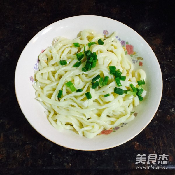 酱醋蛋拌面的做法