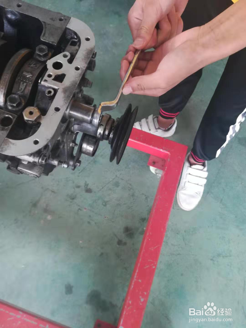 活塞连杆组怎么拆装?