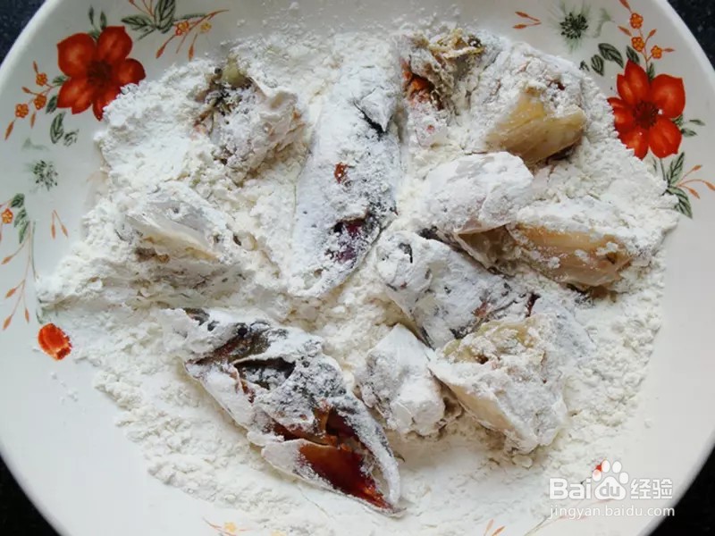 怎样做酱炒红膏鲟