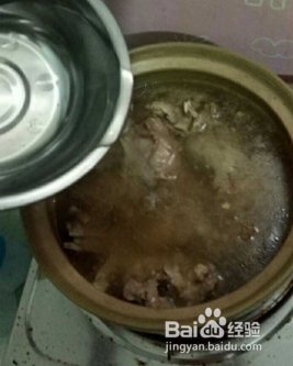 淮山猪骨汤的制作步骤