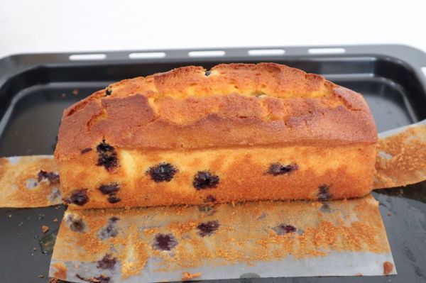 百香果蓝莓磅蛋糕