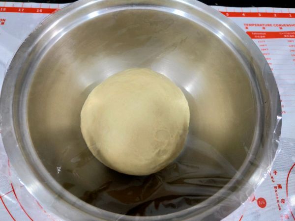 培根蔬菜沙拉面包
