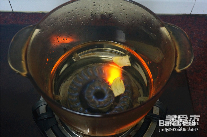 焖烧腊鸭头稀饭