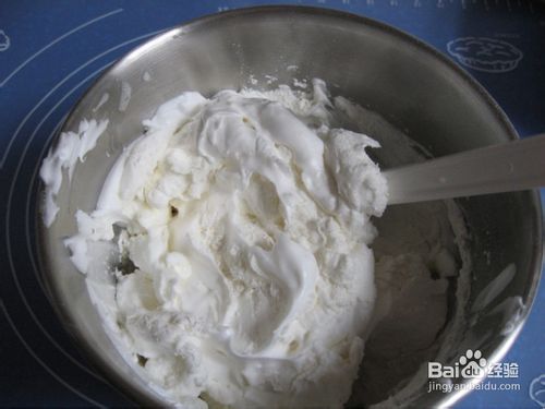 洁白纯粹的天使蛋糕