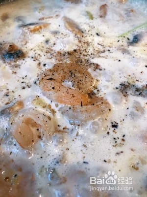 如何制作美味的青梅汁虾仁芦笋烩通心粉？