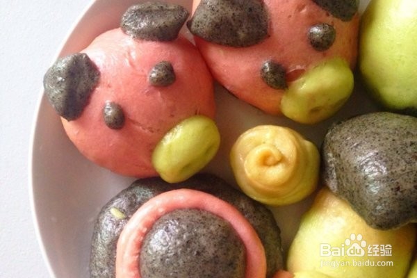 可爱彩色蔬菜包子