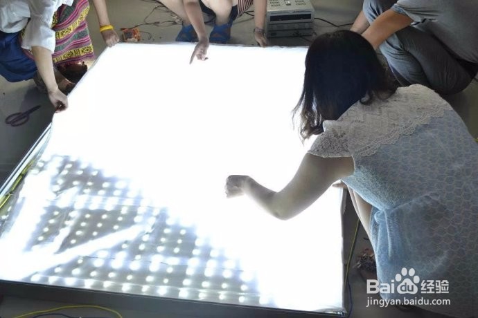 广告灯箱制作之LED拉布灯箱制作教程和注意事项