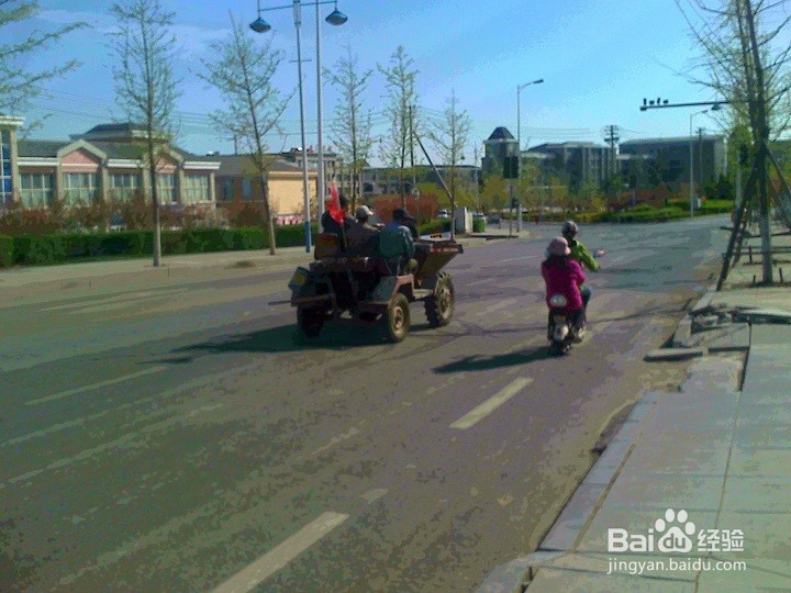 摩托车驾驶员怎样安全行驶