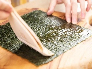 芝麻夹心海苔怎么做？