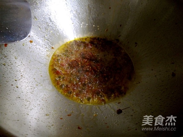 韭菜花炒洋芋丝