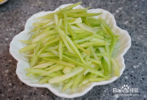 青椒炒香干的做法