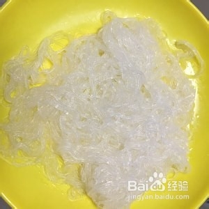 怎么做卷心菜粉丝炒鸡蛋