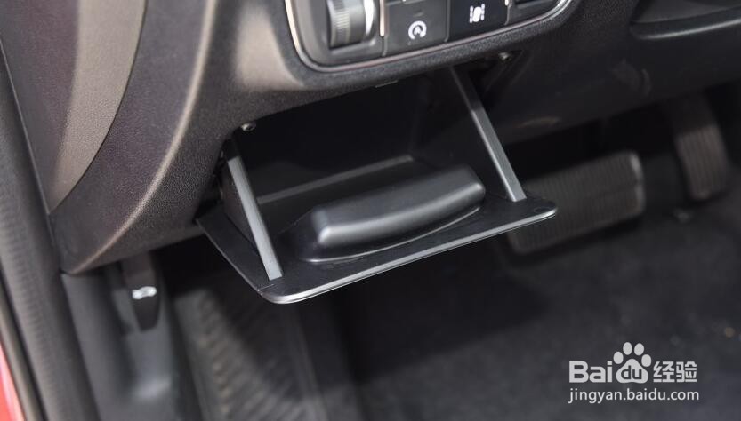 长安汽车cs55怎么打开油箱