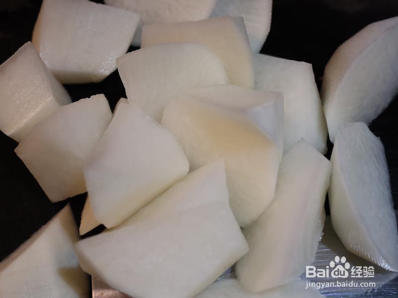 广式红焖带皮羊肉的做法