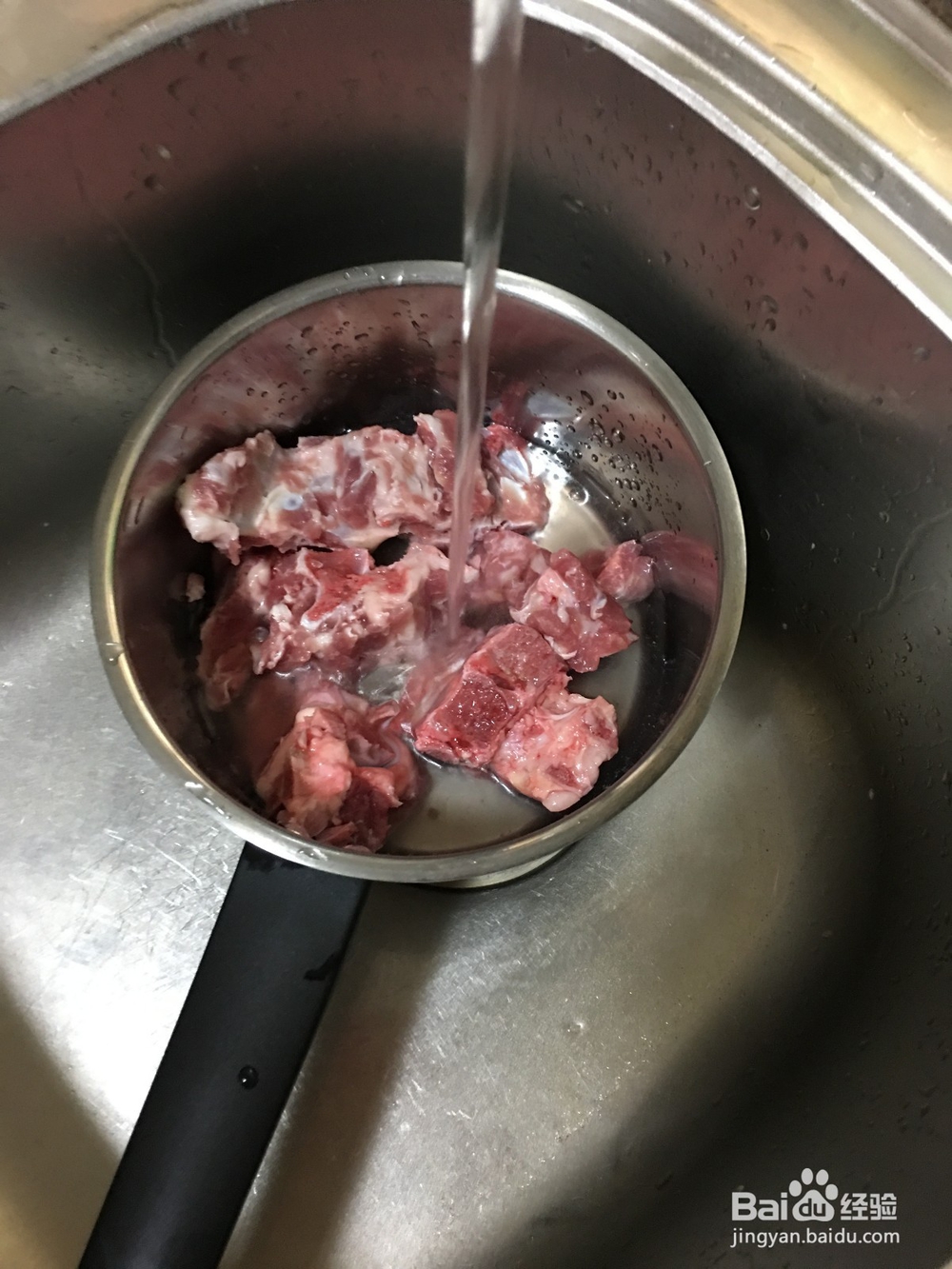 怎样做白萝卜骨头汤