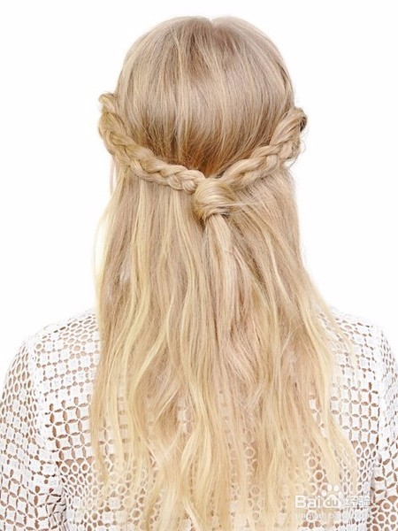 教你打造浪漫公主头编发,夏天这么扎美哭了