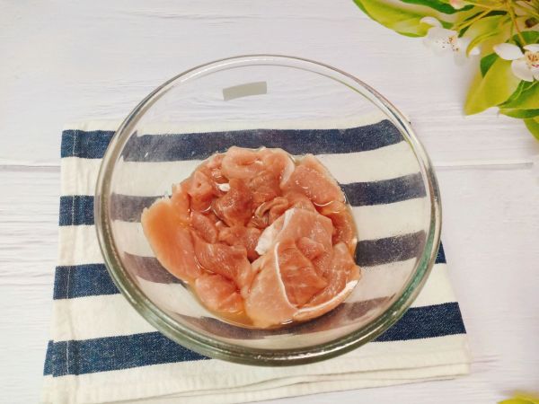 生菜卷煎里脊肉