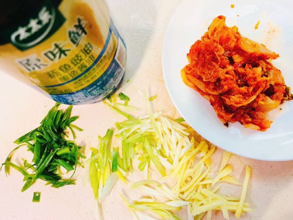 夏日鲜汁大蒜粉桂鱼