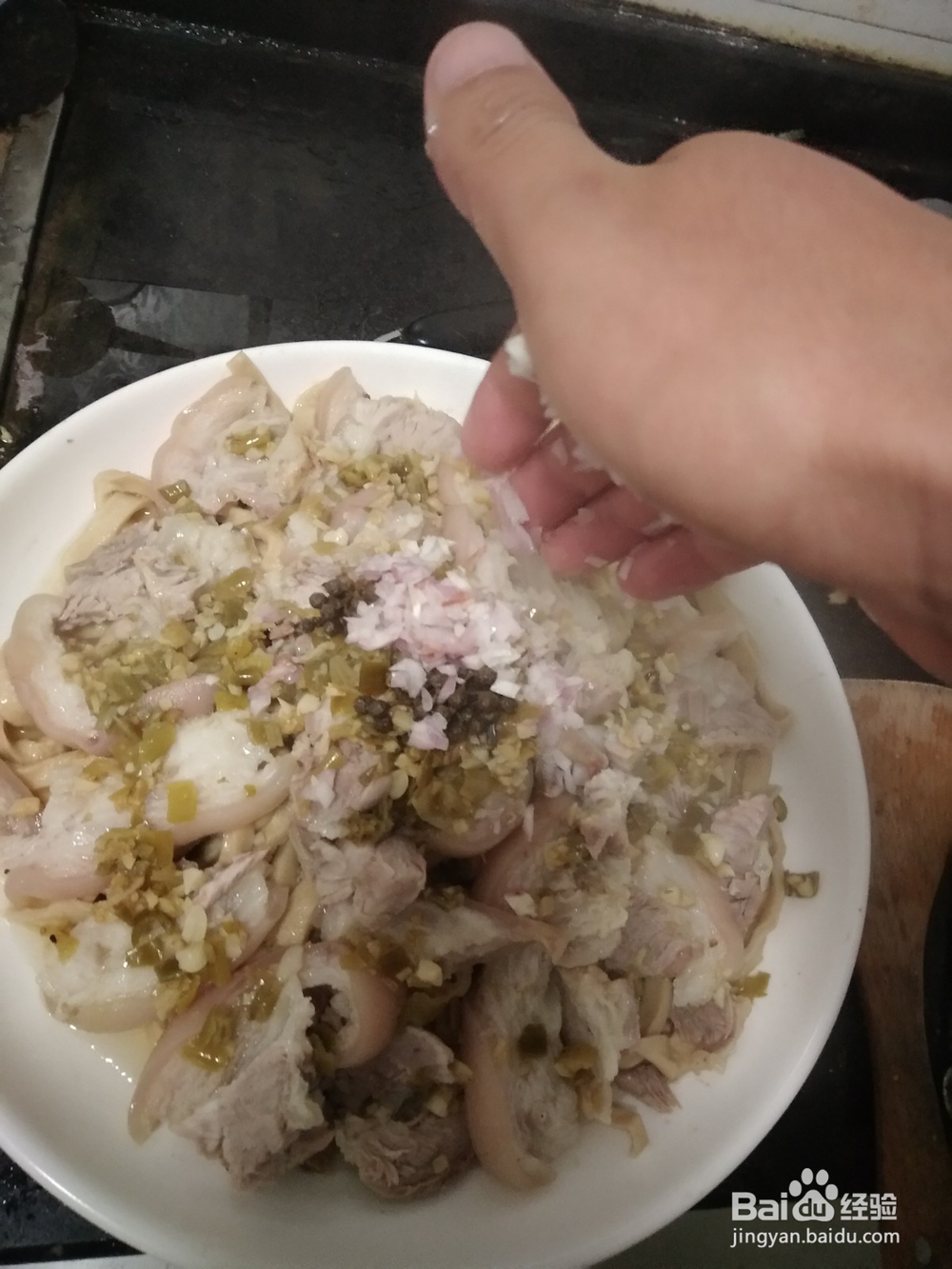藤椒味剁椒蹄髈
