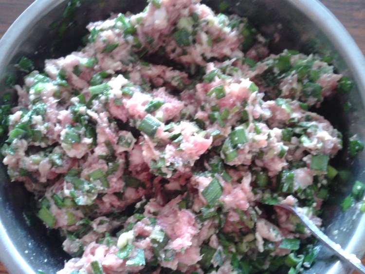 韭菜肉馅水饺最简单的做法，快来学学吧！