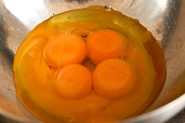 火腿肉松蛋糕卷